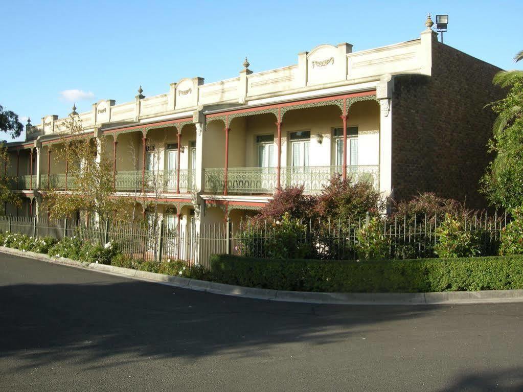 The Terrace At The Settlement Motel Cranbourne Exterior photo