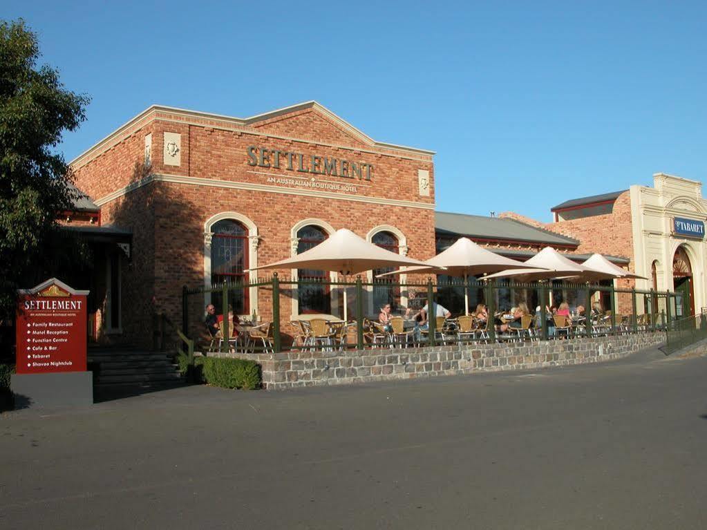 The Terrace At The Settlement Motel Cranbourne Exterior photo