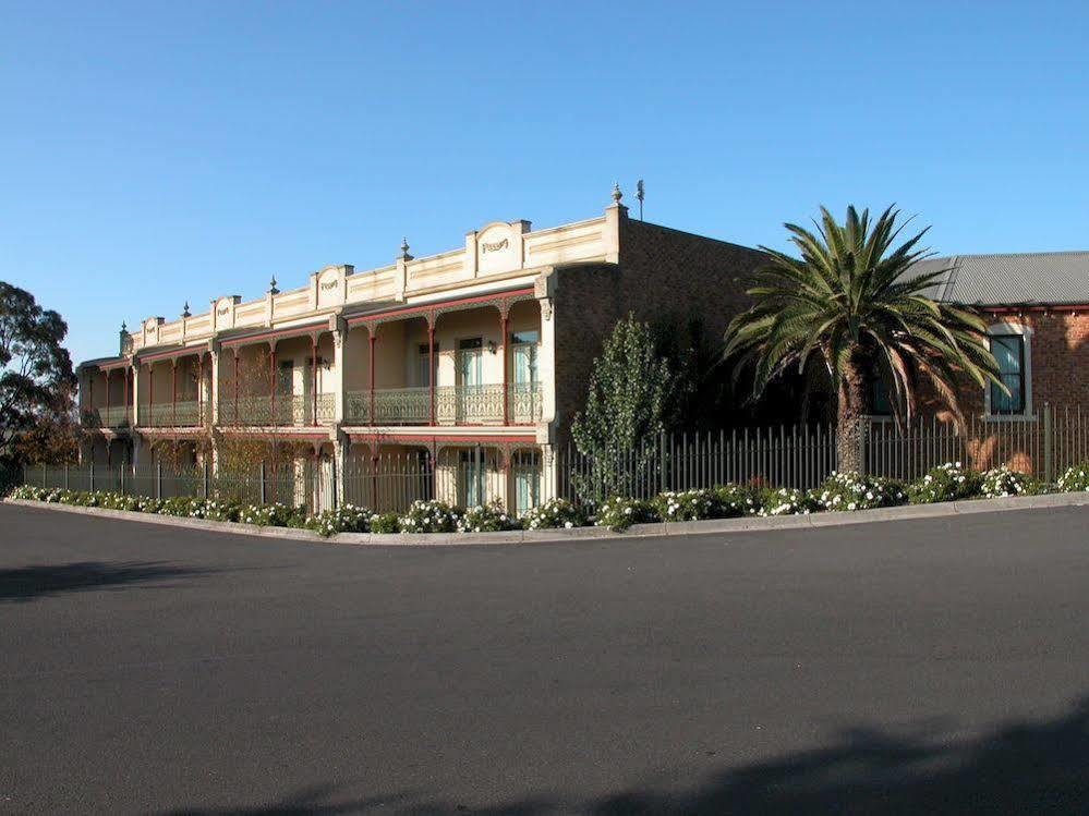 The Terrace At The Settlement Motel Cranbourne Exterior photo