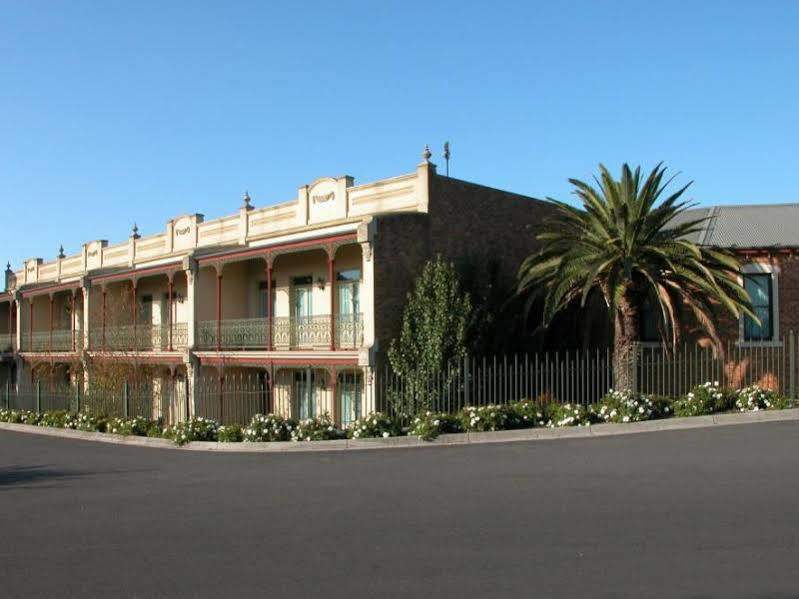 The Terrace At The Settlement Motel Cranbourne Exterior photo